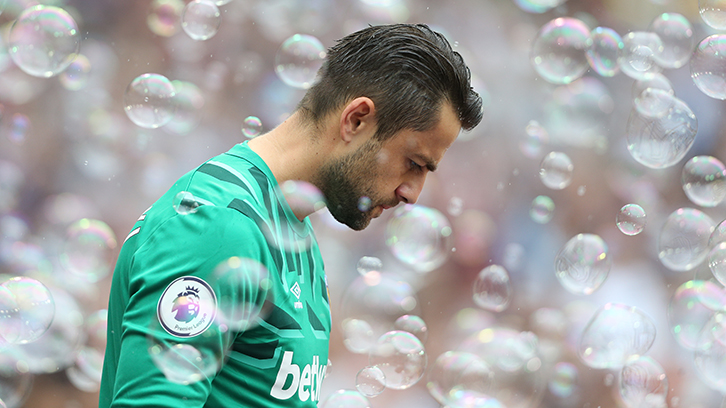 Lukasz Fabianski v Man United