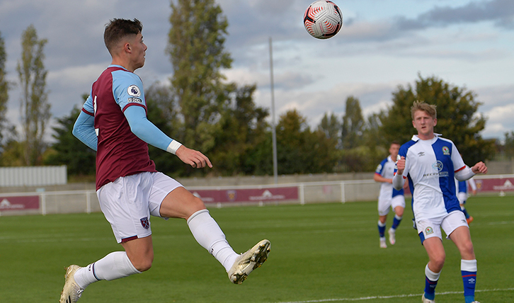 Harrison Ashby in action for West Ham Under-23s