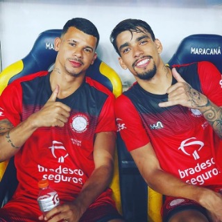 Lucas Paqueta with his brother Matheus