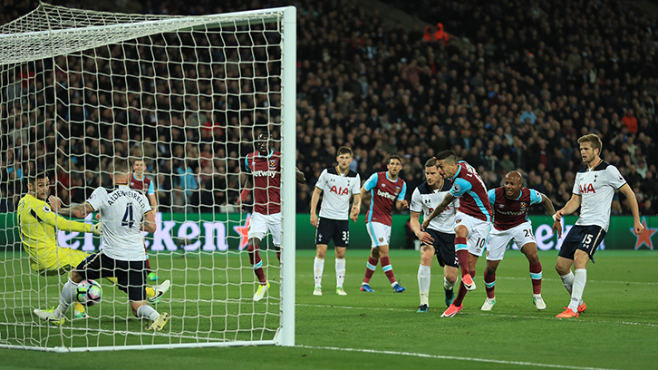 Manuel Lanzini v Tottenham