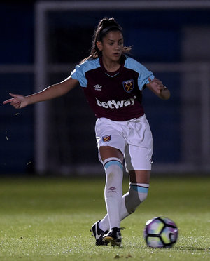 Mollie Kmita of the West Ham ladies