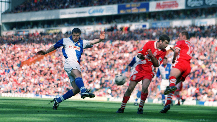 Ian Pearce in action for Blackburn