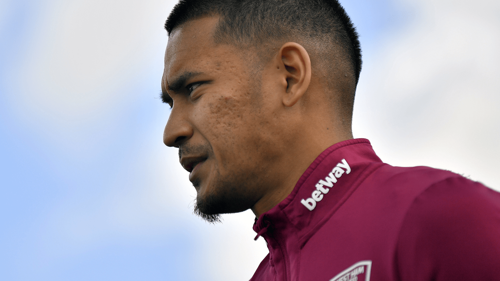 Alphonse Areola completes permanent West Ham United transfer West Ham