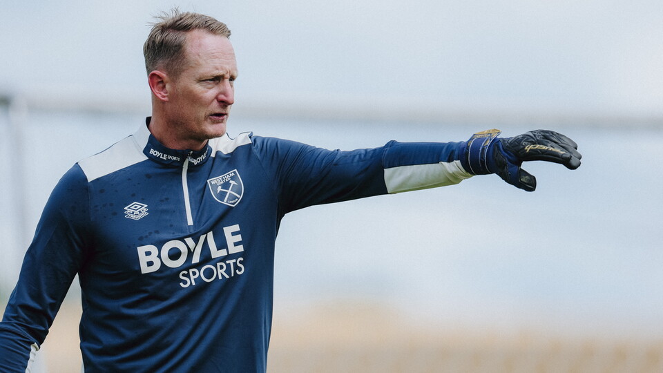 From Pizza to Potter: Hammers lead goalkeeper coach Casper Ankergren's inspiring journey to the Premier League