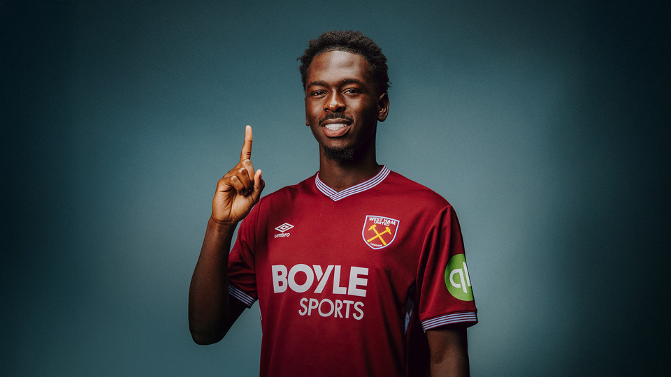 West Ham United sign Soungoutou Magassa   