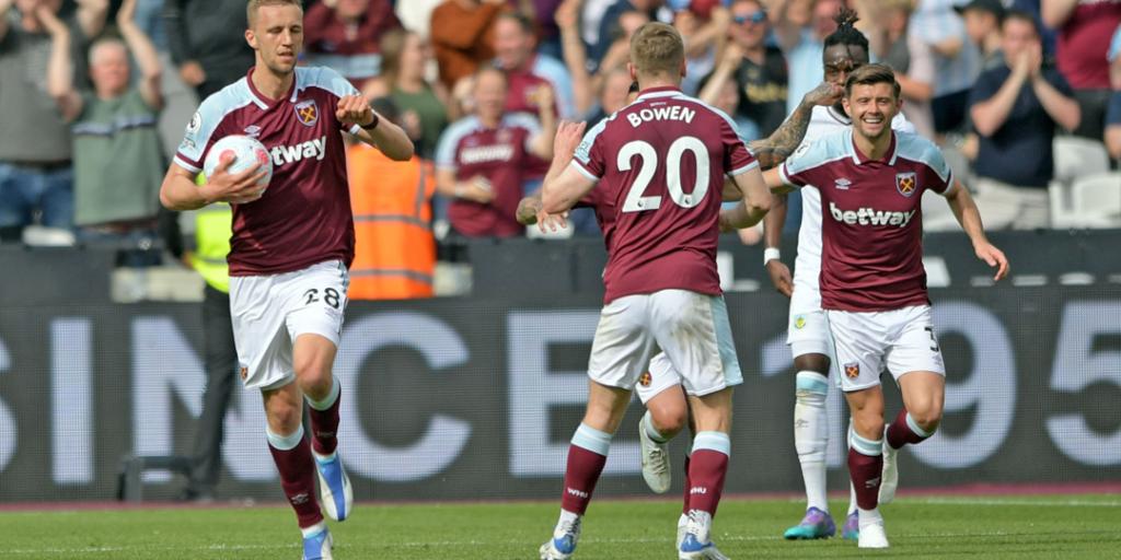  West Ham frustrated by Burnley