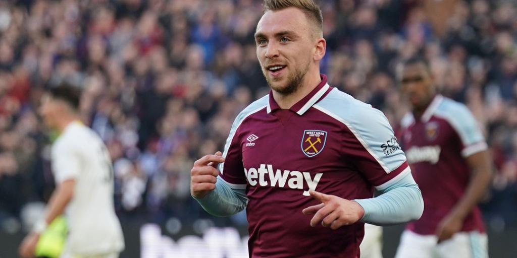 Nuovo di zecca!!! West Ham'S jarrod Bowen su una scheda di martelli da collezione 2021/22 
