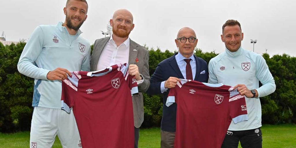 West Ham United welcomed to Prague by diplomatic duo | West Ham United F.C.